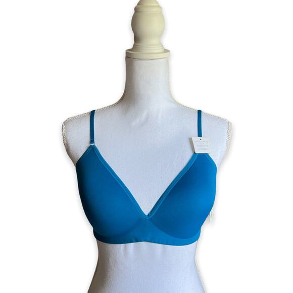 NWT- On Gossamer Next to Nothing Micro Wireless Bra- Size 34D - Picture 3 of 13